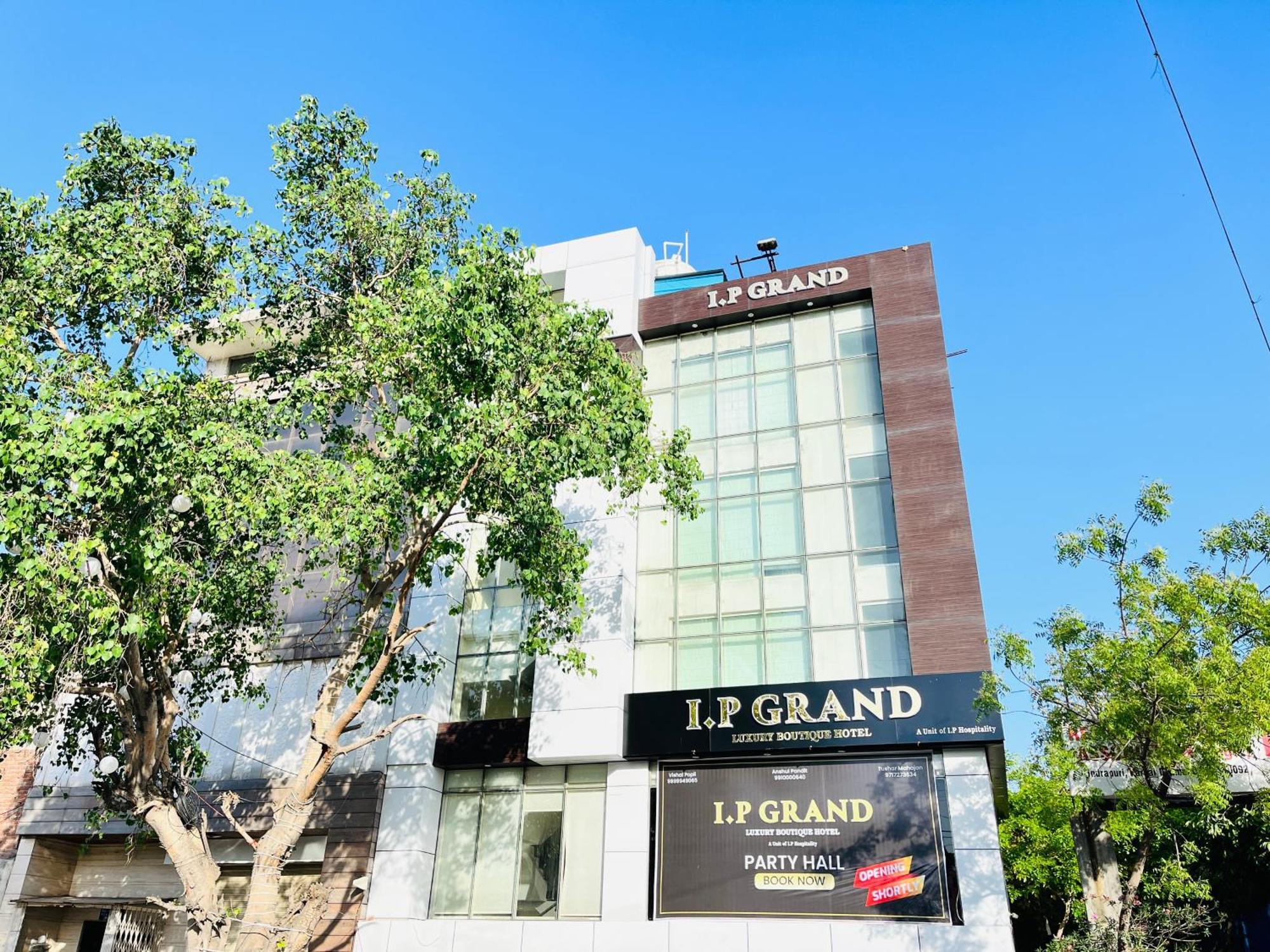 Hotel Aura Ip Grand Karkardooma Metro Station New Delhi Couple Friendly Εξωτερικό φωτογραφία