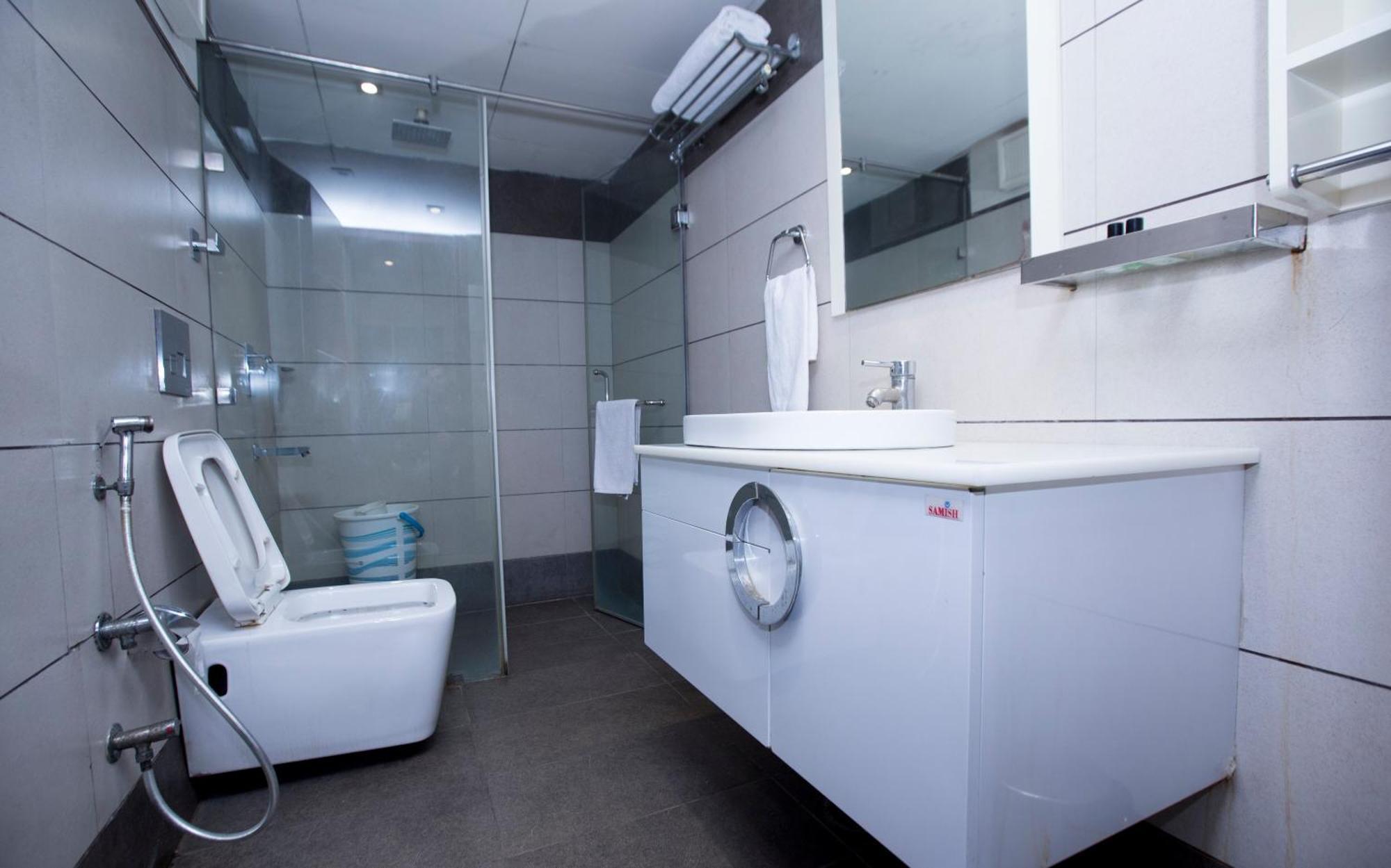 Hotel Aura Ip Grand Karkardooma Metro Station New Delhi Couple Friendly Εξωτερικό φωτογραφία